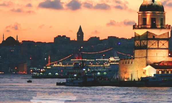 “Lo stivale d’oro di Istanbul”, il nuovo romanzo di Elsa Zambonini