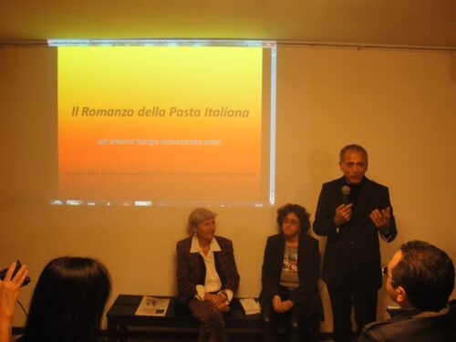 Intervista allo scrittore Nunzio Russo: “Il romanzo della pasta italiana”, un amore lungo 900 anni