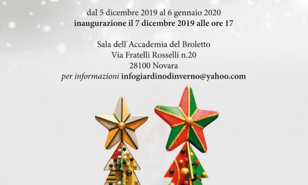 Al Broletto di Novara un “Giardino d’Inverno” con alberi di Natale di origami, acquarelli e Pop Art